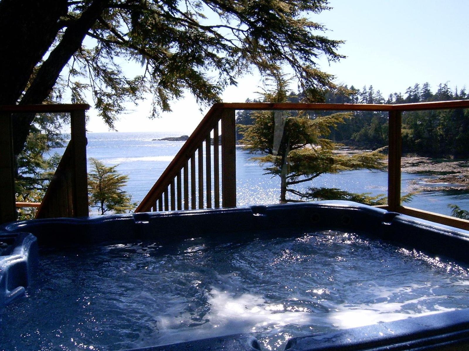 Reef Point Oceanfront Bed And Breakfast Ucluelet Zewnętrze zdjęcie